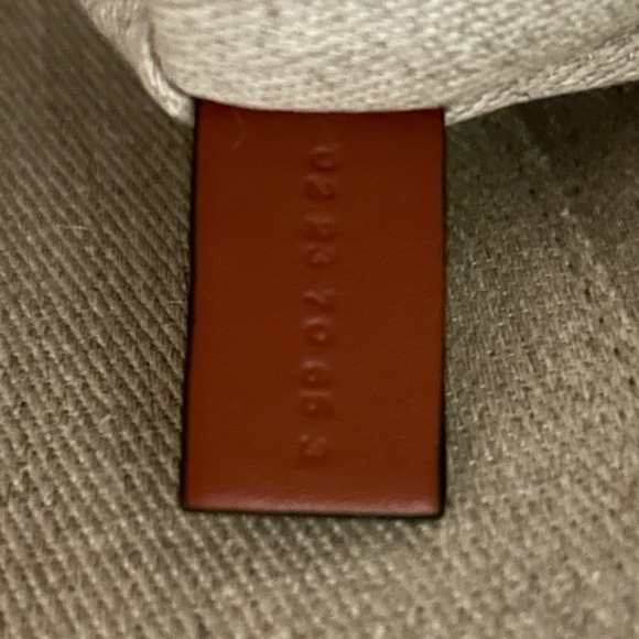 Chloe Medium Woody Tote - Picture 8 of 16